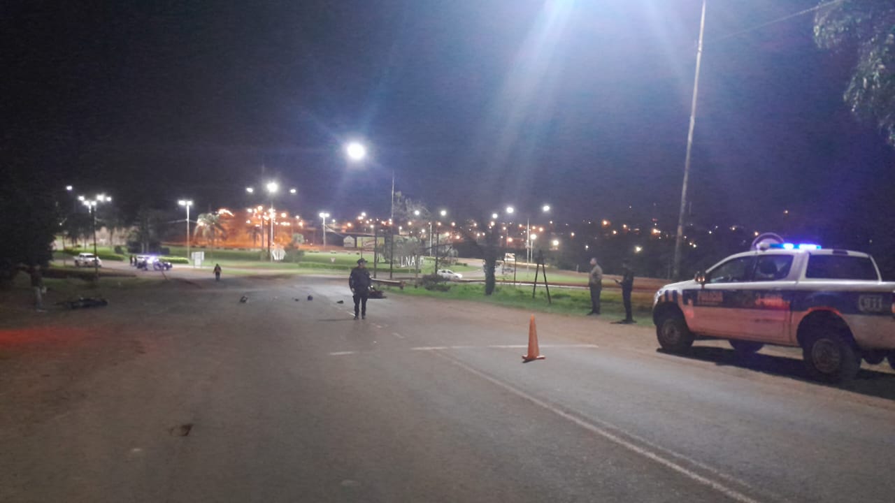 Tres personas resultaron lesionadas tras un choque entre dos motos en Alem