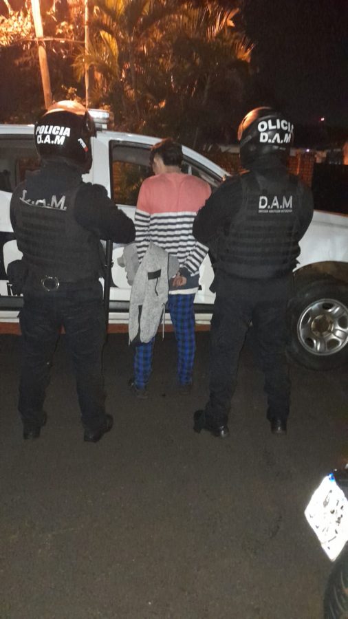 detenidos 3 2 - 5