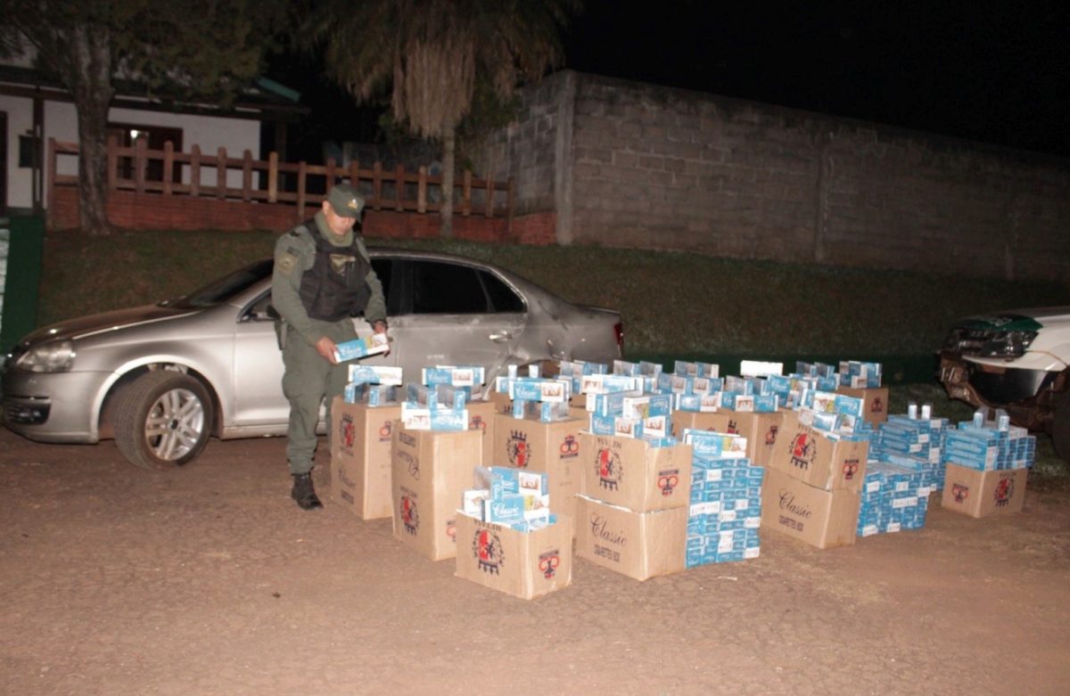 mas de 23.700 paquetes de cigarrillos en misiones 2 - 1