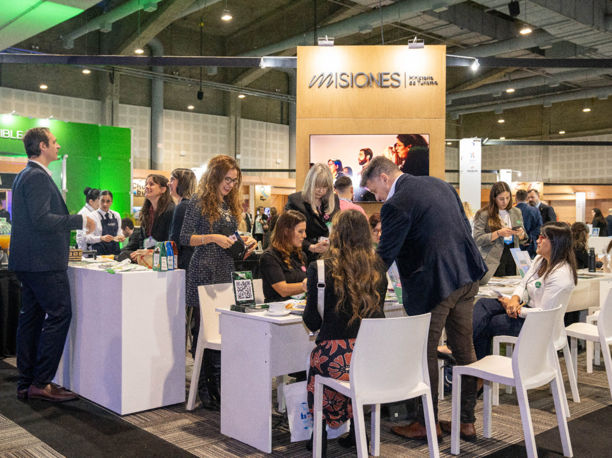 Misiones promocionó sus productos y servicios turísticos en el Meet Up 2024 de Buenos Aires  3 6 - misiones en meet 2024 6 - 5