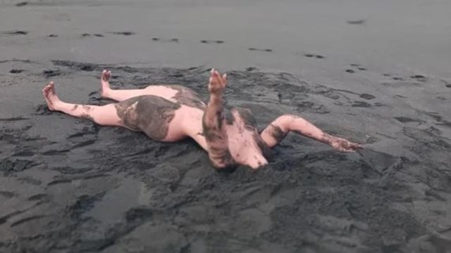 Denunció que encontró un cadáver decapitado, pero era una muñeca sexual