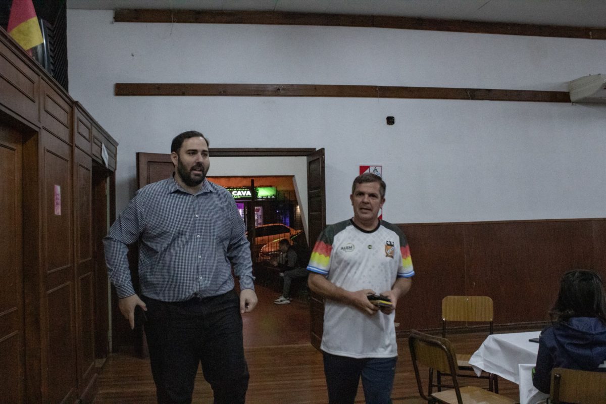 Alem generó un movimiento económico de más de $300 millones con el vóley nacional y Enduro 1 2 - Alem genero un movimiento economico de mas de 300 millones con el voley nacional y Enduro 3 - 1