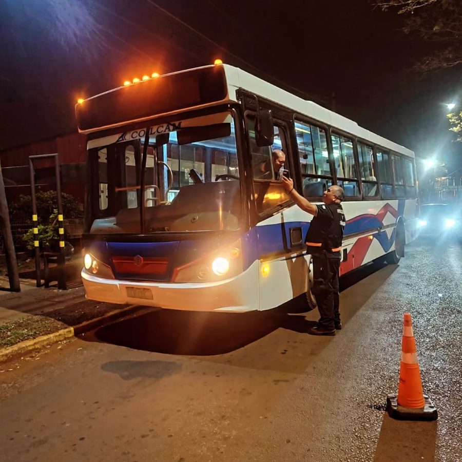 La Policia de Misiones y la Interpol emitieron alerta amarilla en la busqueda de Samudio 6 - 7