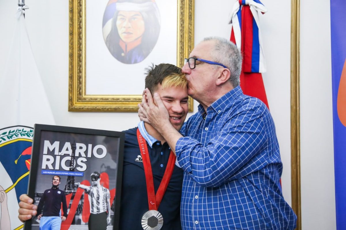 Passalacqua homenajeó al misionero medallista olímpico de París 2024, Mario Ríos