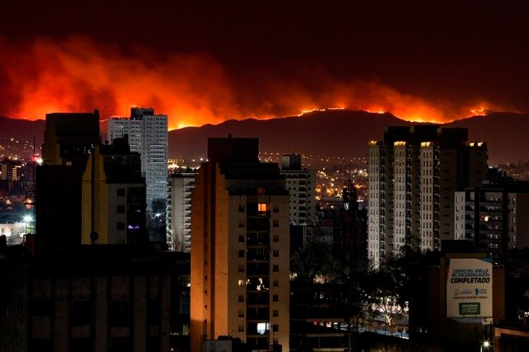 El Senado aprobó la emergencia ambiental por 180 días en Córdoba debido a los incendios