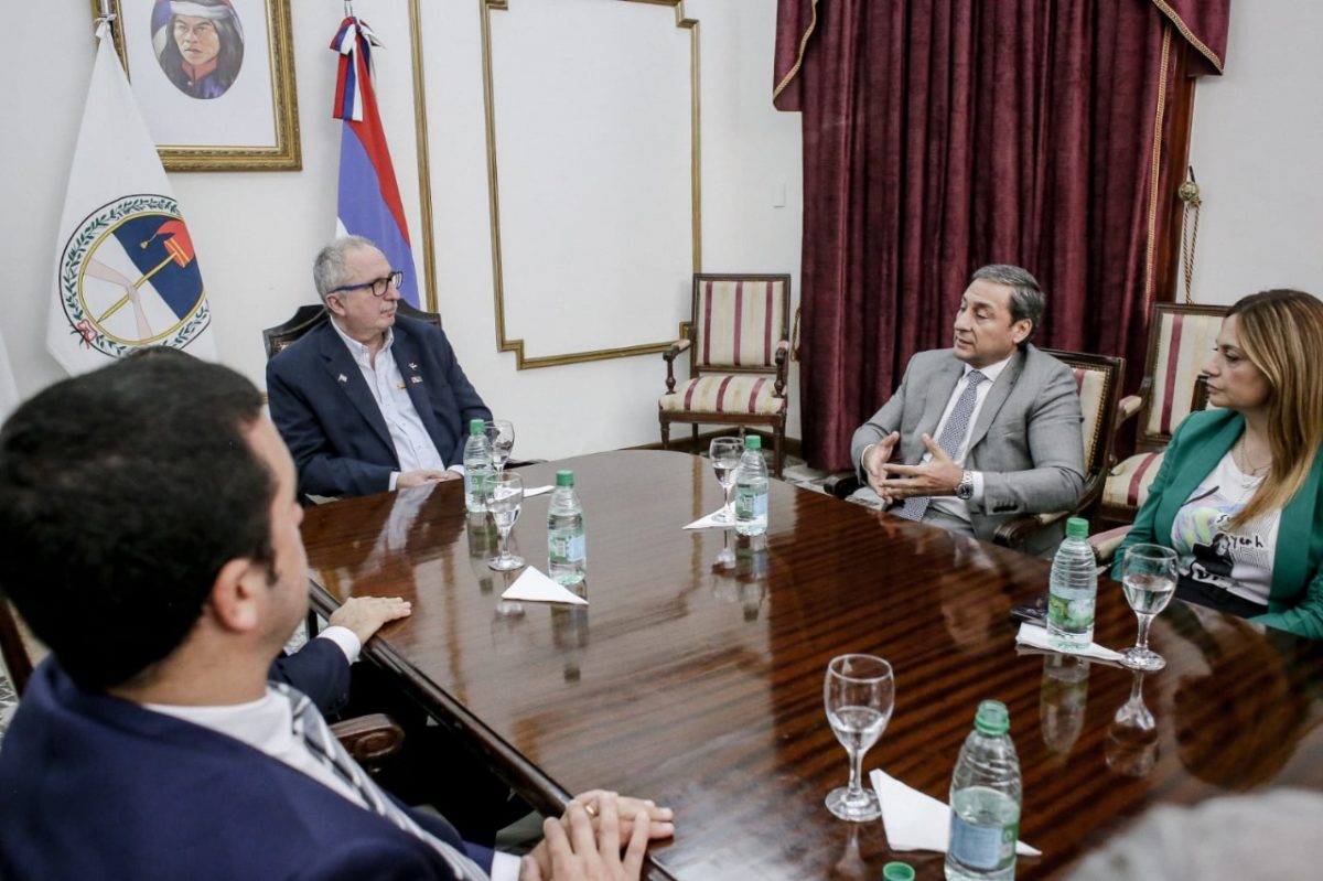 parlamento norte grande 5 - 3