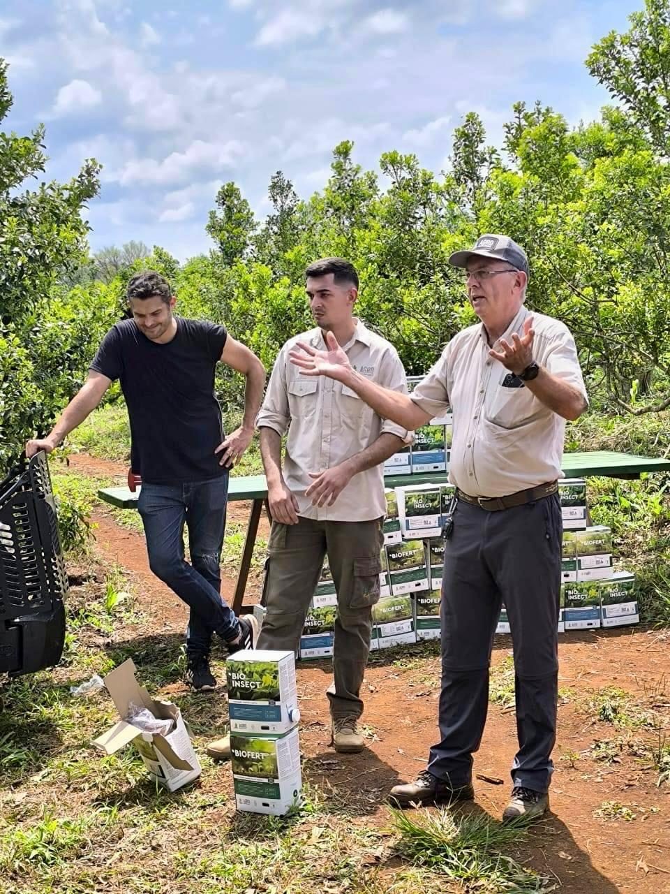 Capacitaron a 40 productores en Andresito y entregaron bioinsecticidas y biofertilizantes