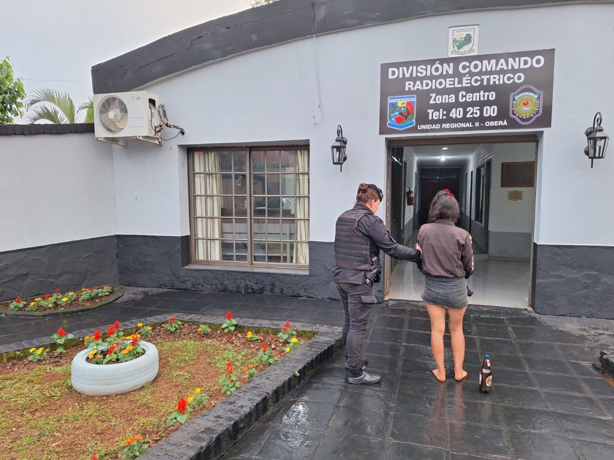 Detuvieron a una mujer que intentó incendiar la casa de su madre en Oberá