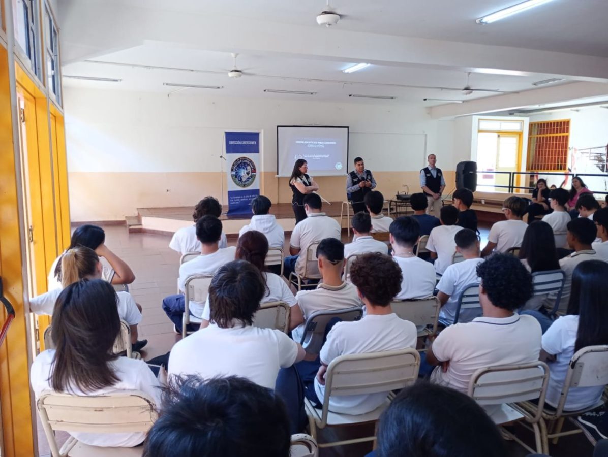 Los ninos y jovenes conocen los servicios y tecnologia de la Policia de Misiones 1 - 1
