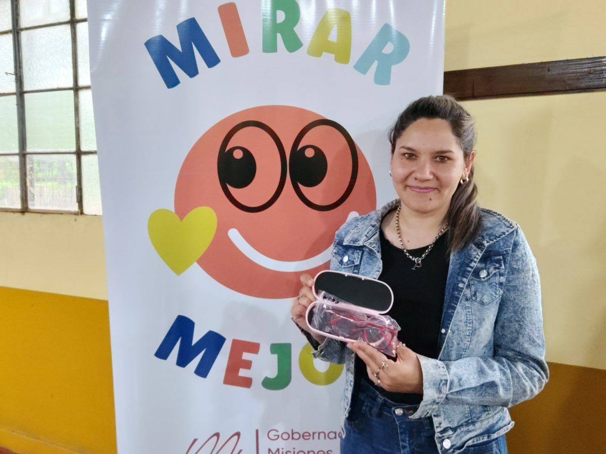 Vecinos de Santa Ana accedieron a controles oftalmológicos con el programa "Mirar Mejor"