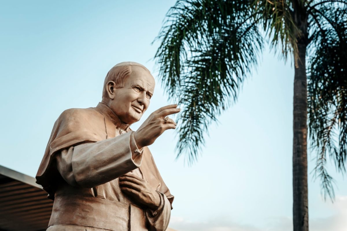 Passalacqua acompañó la inauguración del Santuario "San Juan Pablo II"
