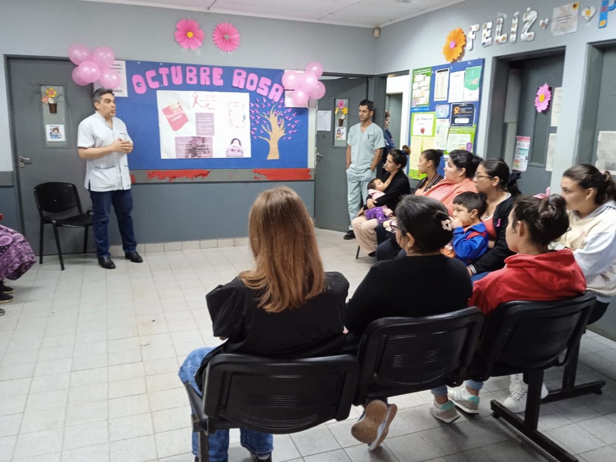 Posadas concientiza y previene sobre el cáncer de mama en el Mes Rosa