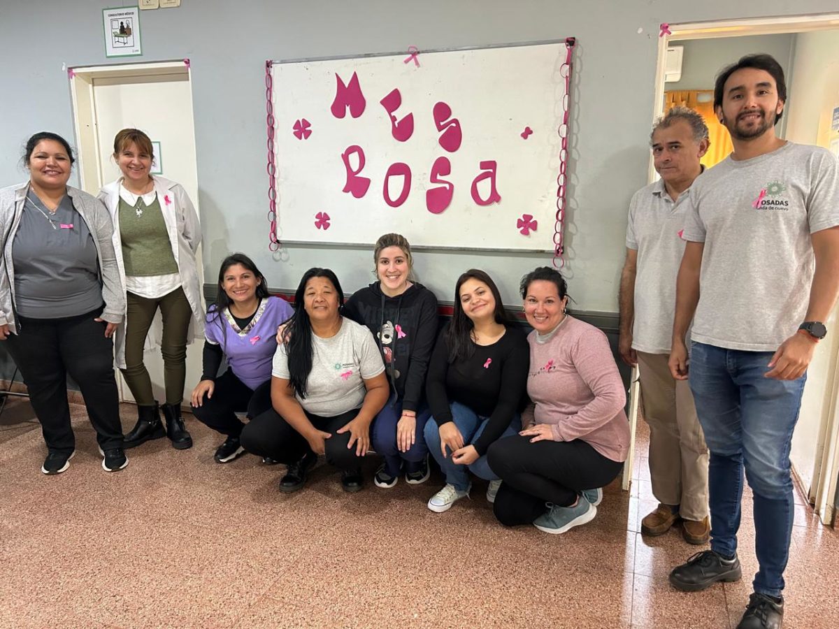 Posadas concientiza y previene sobre el cancer de mama en el Mes Rosa 2 - 1