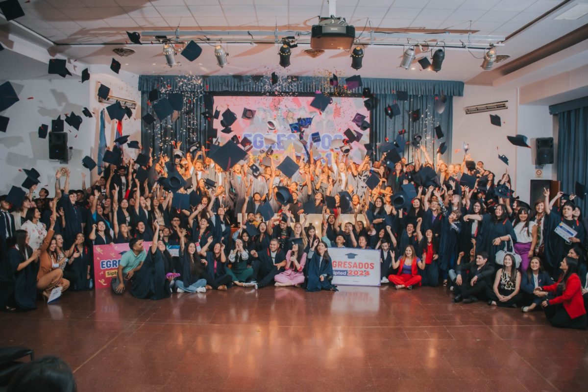 El Sipted celebró su 40° Aniversario con un acto de egresados de más de 350 estudiantes