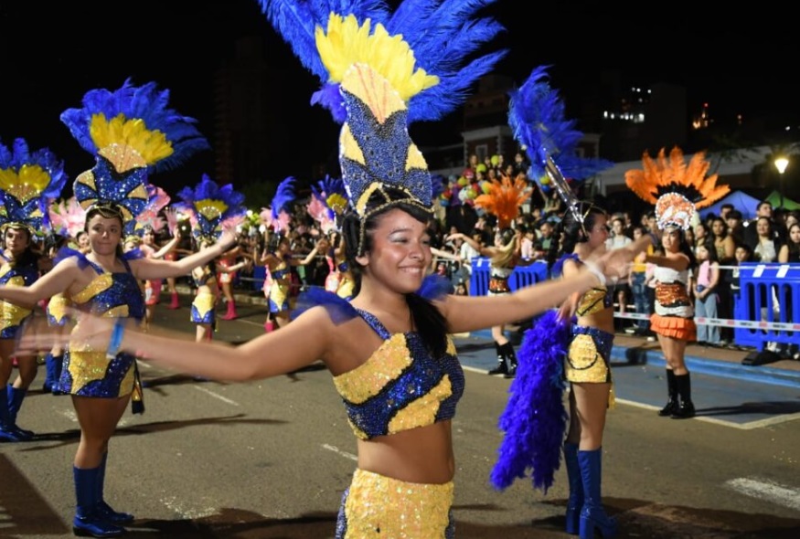 Cuarta noche de Estudiantina 2024 en la Costanera posadeña