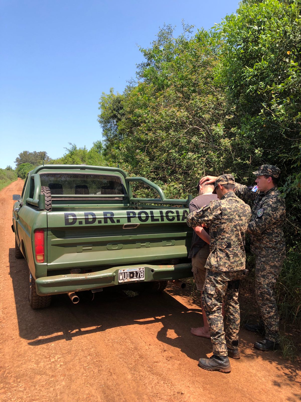 Persecución, despiste y detención en zona rural: secuestraron un auto robado en Buenos Aires