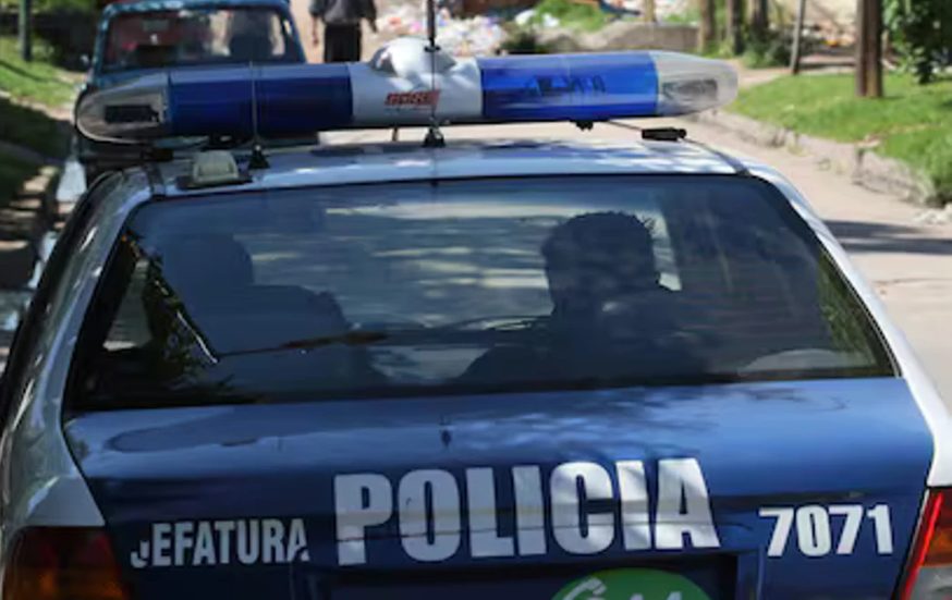 Detuvieron en Salta a un hombre por golpear y tirar por la ventana a su hija