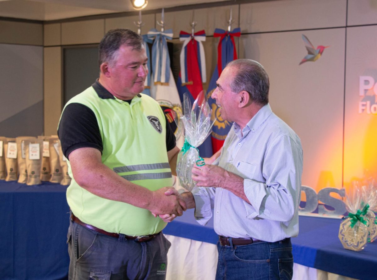 Homenajearon a trabajadores municipales de Posadas por sus 25 años de servicio