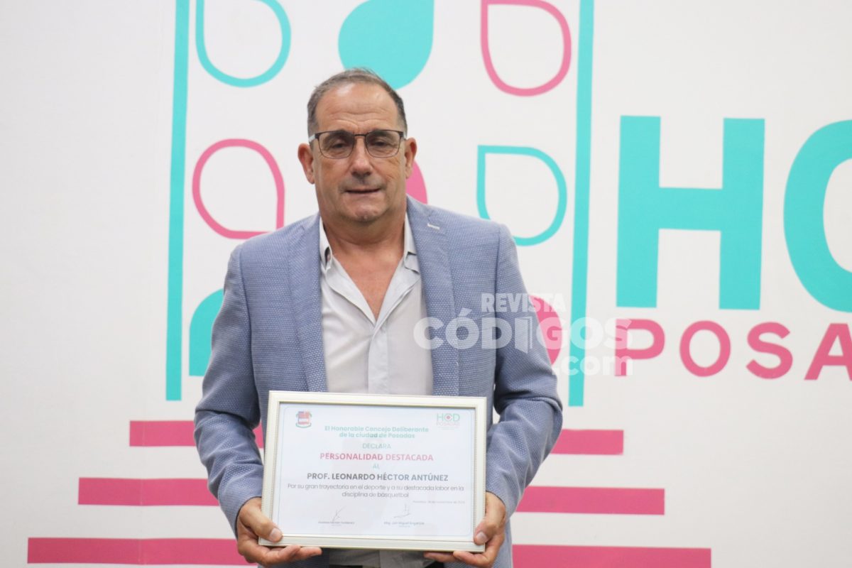 El Concejo Deliberante de Posadas reconocio a nuevas personalidades destacadas de la ciudad 2 - 3
