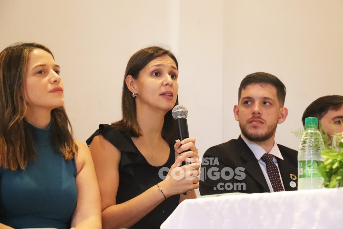 Estudiantes debatieron en una nueva edicion del Modelo Regional de Naciones Unidas en Posadas 1 - 1