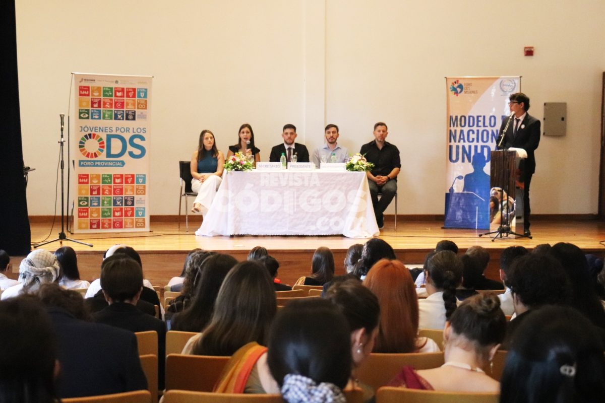Estudiantes debatieron en una nueva edición del Modelo Regional de Naciones Unidas en Posadas