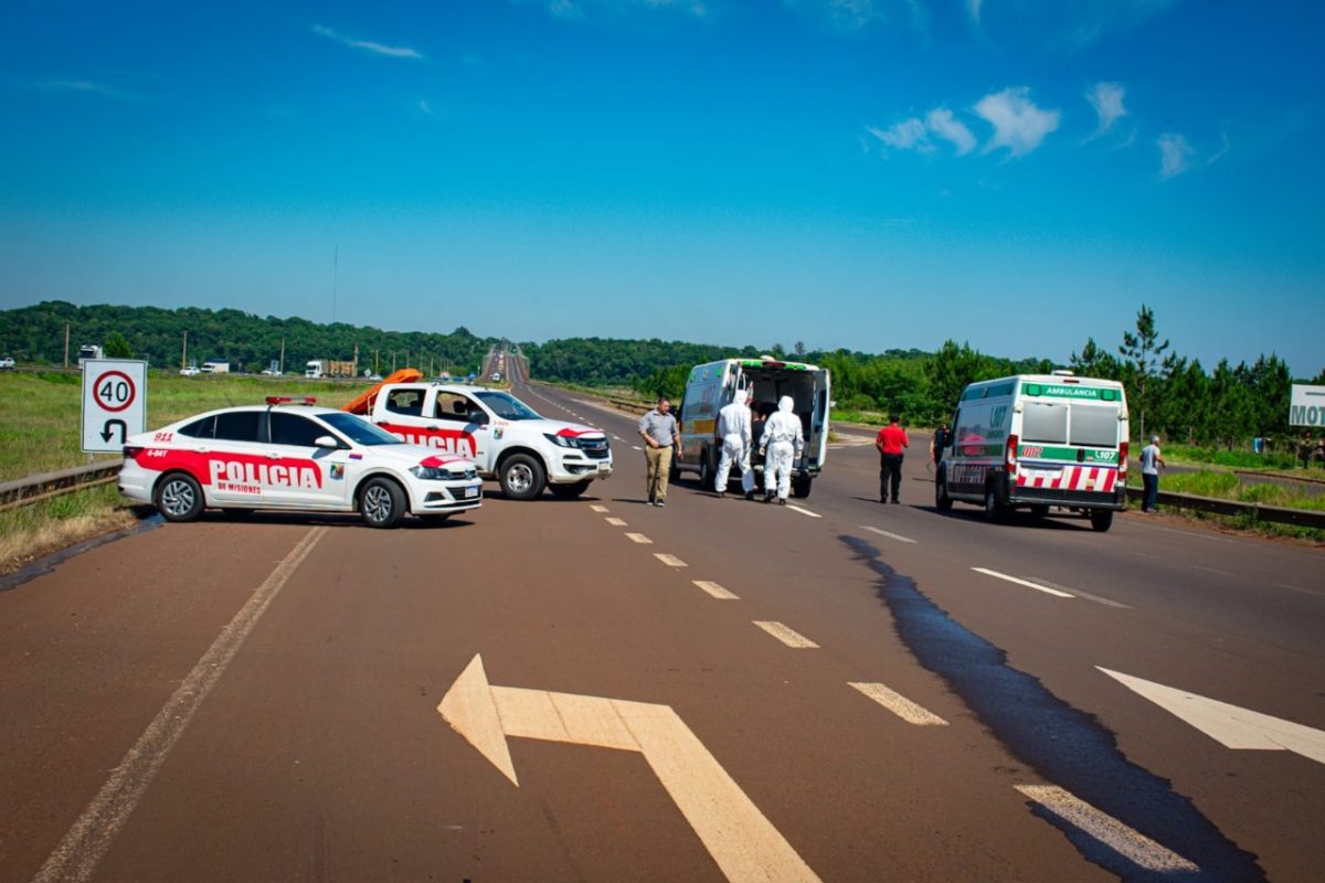 Exitoso simulacro de siniestro vial con derramamiento de sustancias peligrosas y rescate en Garupá