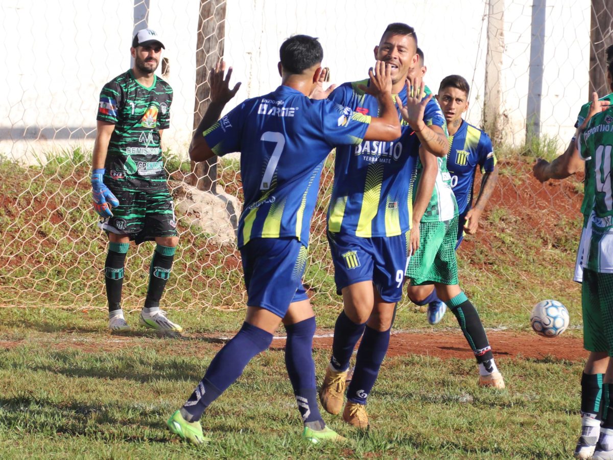 Mitre goleó a Victoria y pasó a la siguiente fase del Regional Amateur