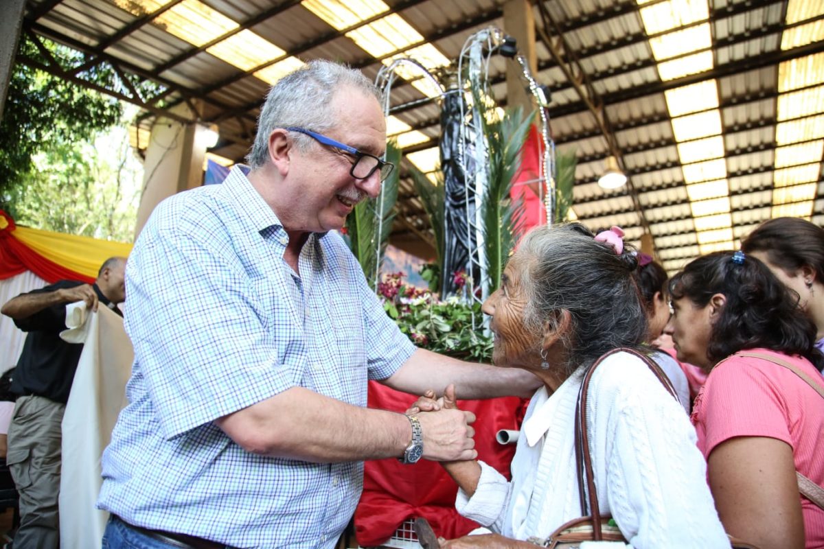 Passalacqua acompañó a miles de fieles en la misa de honor a los Santos Mártires de las Misiones