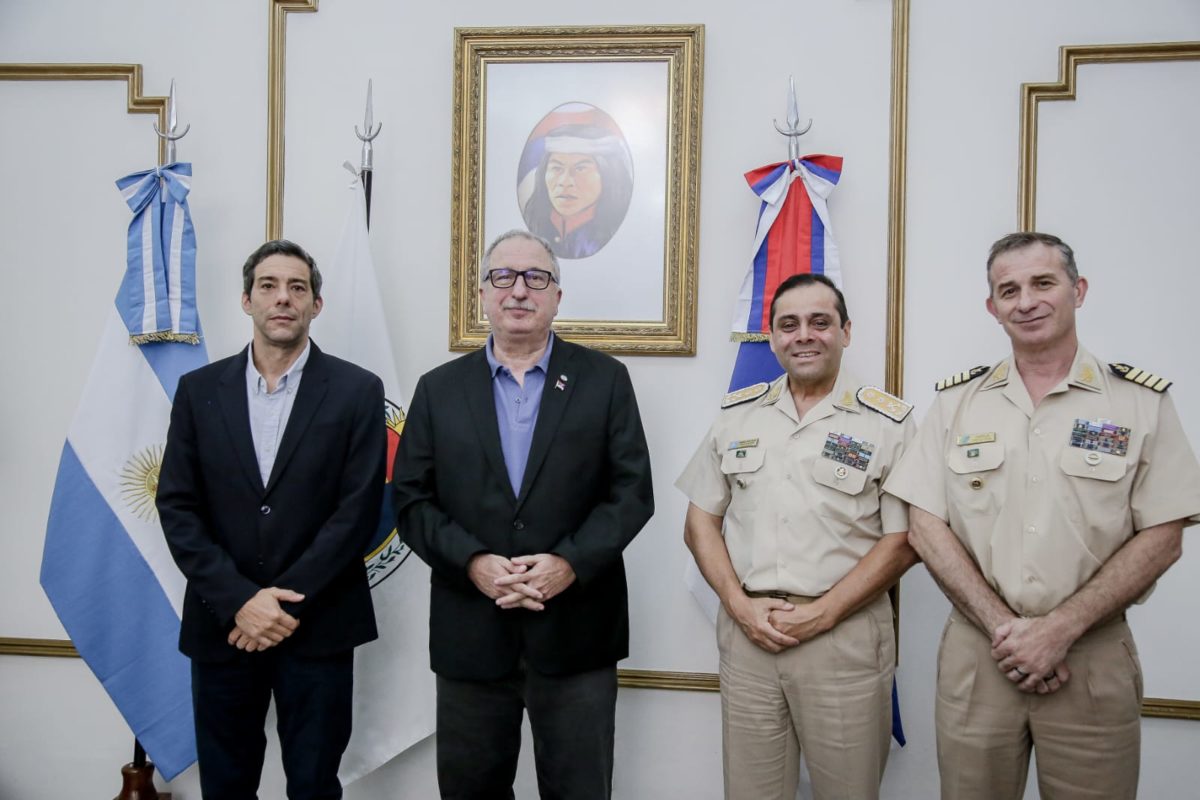 Passalacqua recibió a las nuevas autoridades de la Prefectura Naval con el objetivo de reforzar la seguridad en Misiones