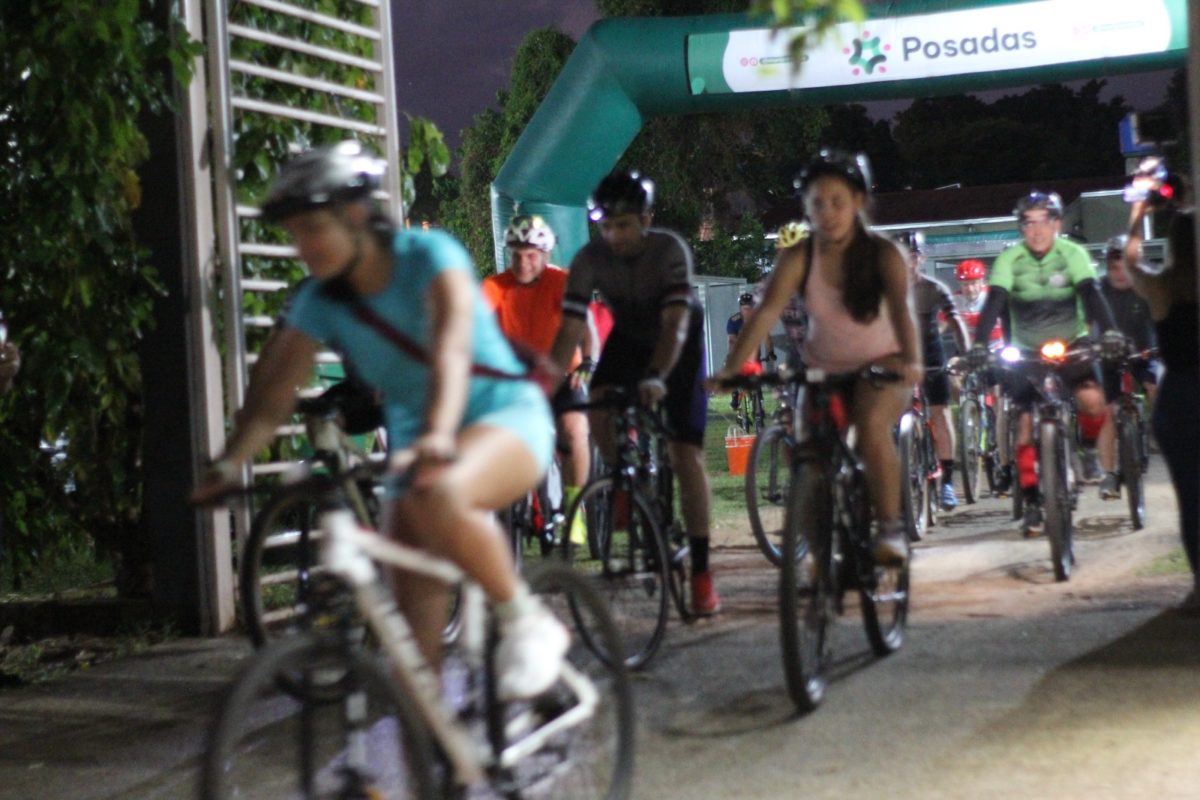 El Ciclismo Nocturno Urbano convocó a más de 50 participantes en Posadas
