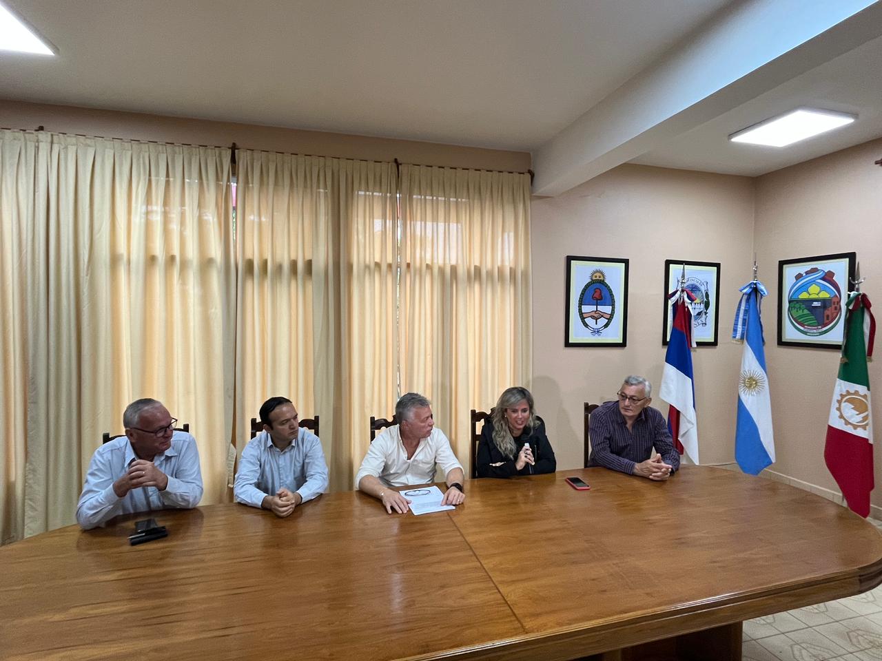 Intendentes misioneros apelarán contra la prohibición del cobro del alumbrado público