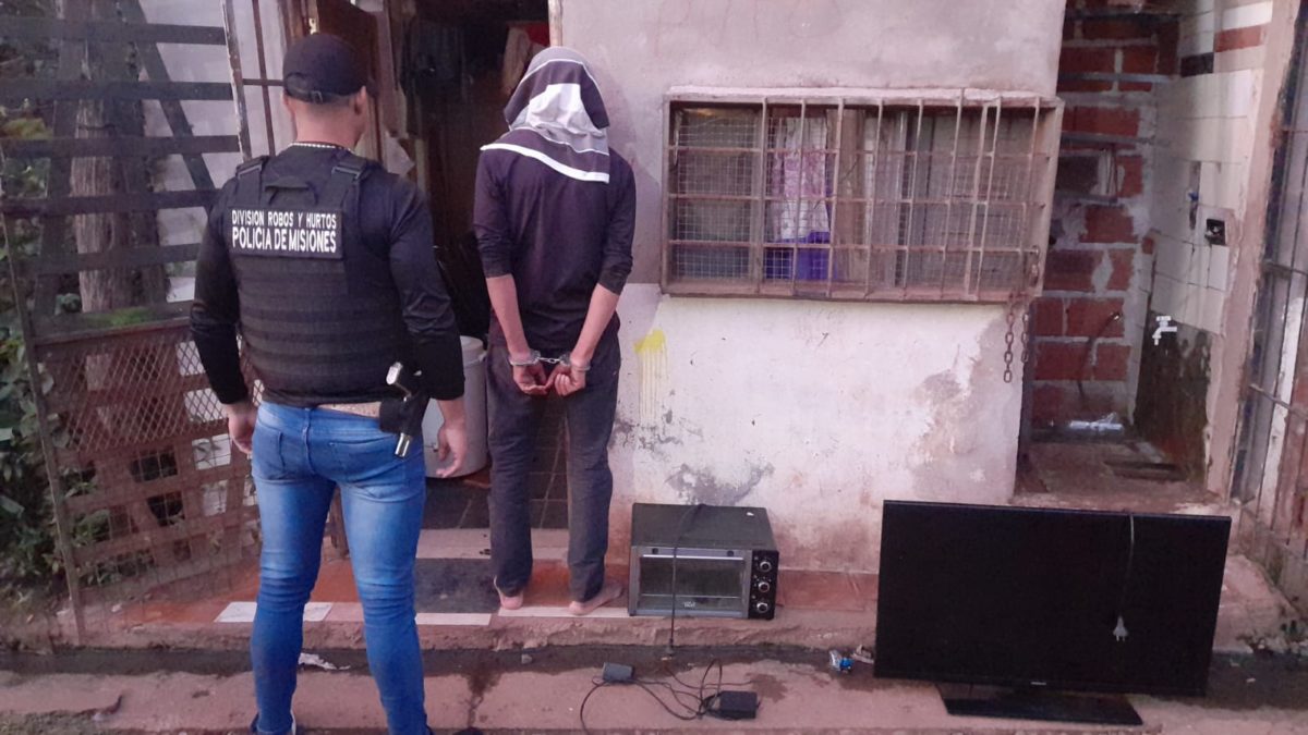 Múltiples detenidos, drogas secuestradas y elementos robados recuperados tras allanamientos en Posadas