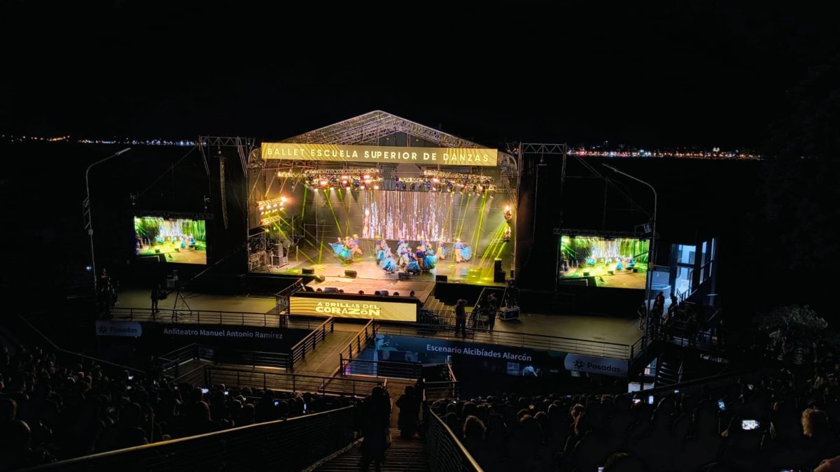 La Sole y Los de Imaguaré encendieron la noche del domingo del Festival del Litoral