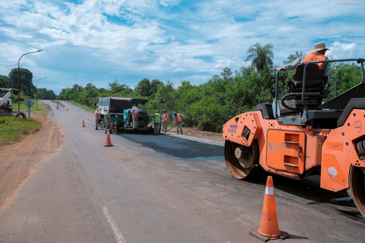 Mártires: Vialidad trabaja en el mantenimiento de la Ruta Provincial 103 