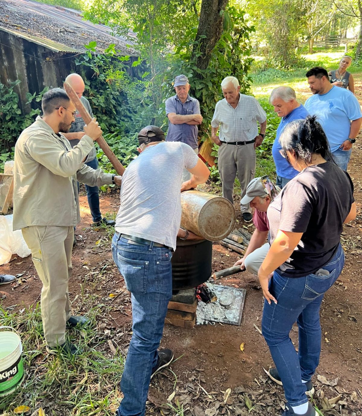 Fortalecen prácticas agroecológicas en Los Helechos para una agricultura sostenible