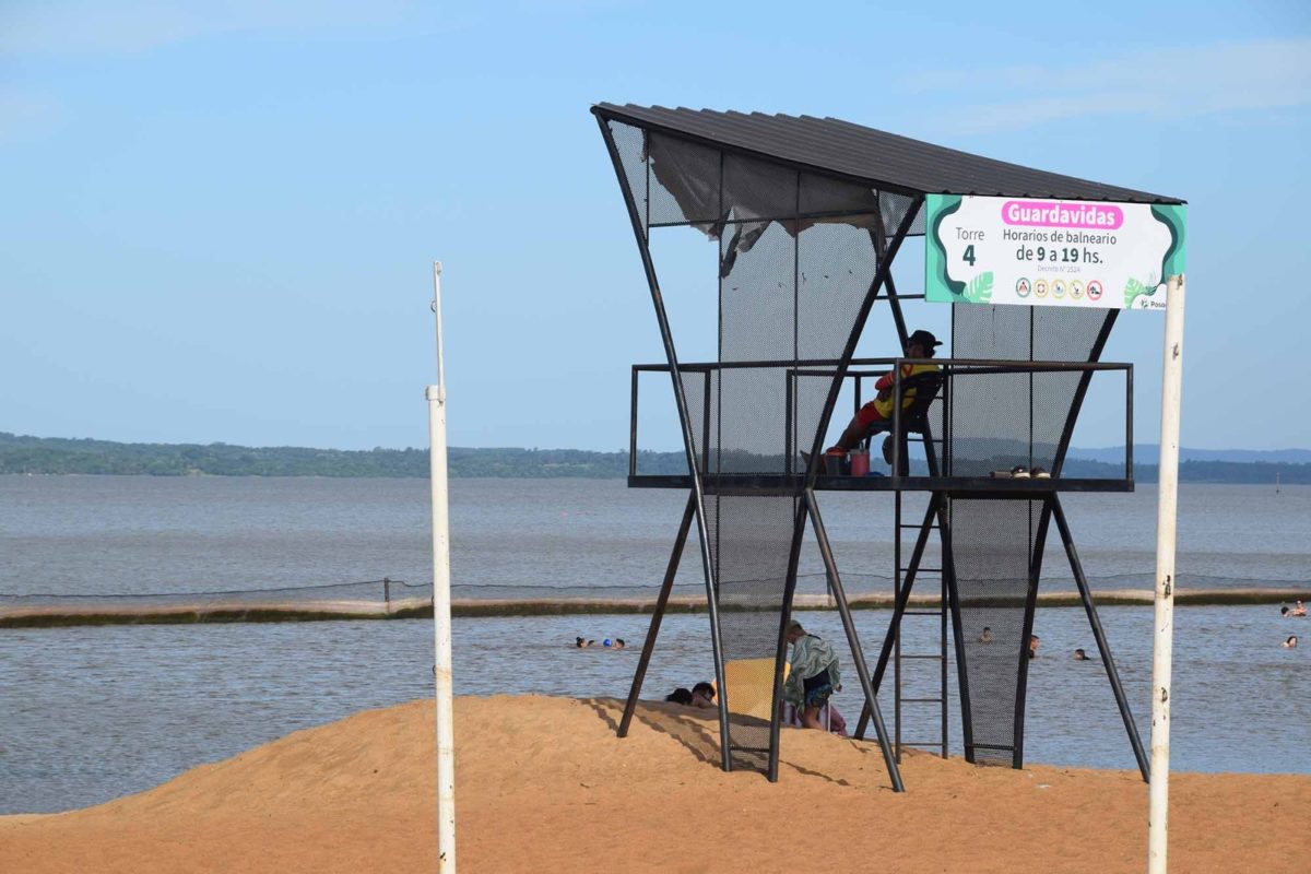 Stelatto recorrió las nuevas obras del balneario Costa Sur