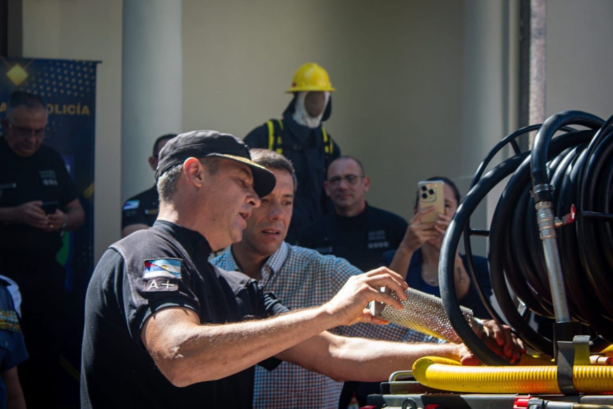 La Policía misionera sumó un nuevo móvil para intervenciones en combates contra incendios