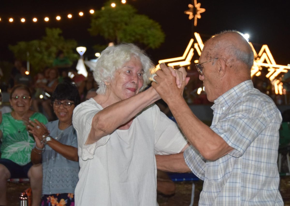 El Parque de las Fiestas de Posadas vivió una noche de arte, cultura y espectáculos