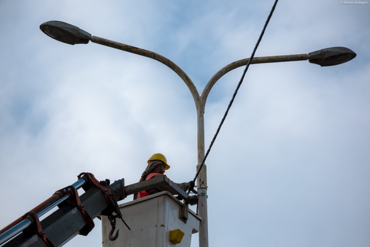 Vialidad provincial y Energía de Misiones renuevan por completo el sistema lumínico del puente Yabebiry