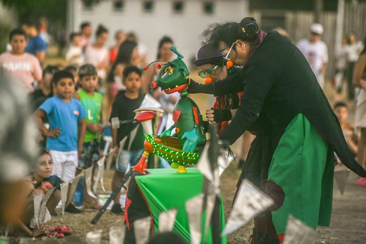 Al calor de la cumbia, el domingo en El Brete fue a puro baile