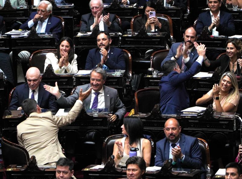 Cómo votó cada diputado en la suspensión de las PASO