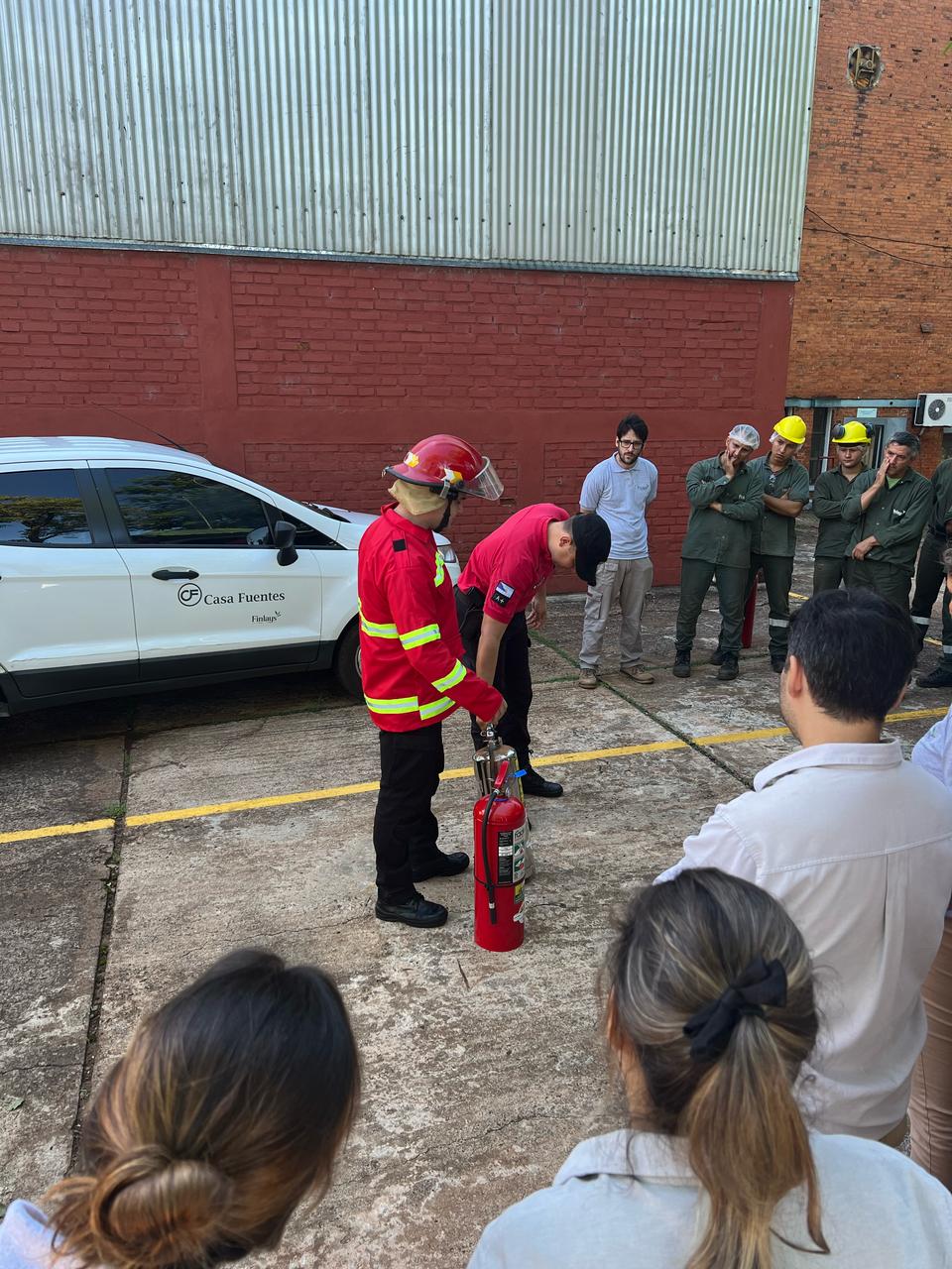 Policías realizaron simulacro de incendio en Oberá