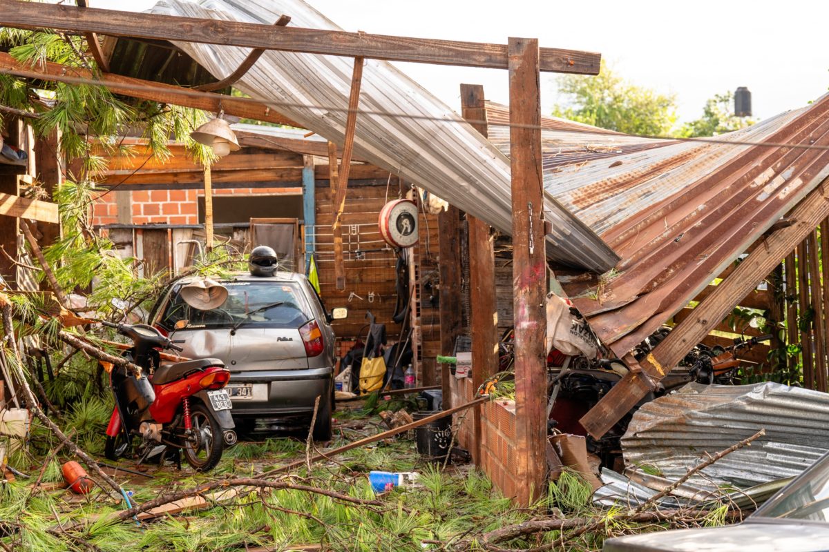 Temporal en Alem: casi 900 personas afectadas y continúa la asistencia en los barrios