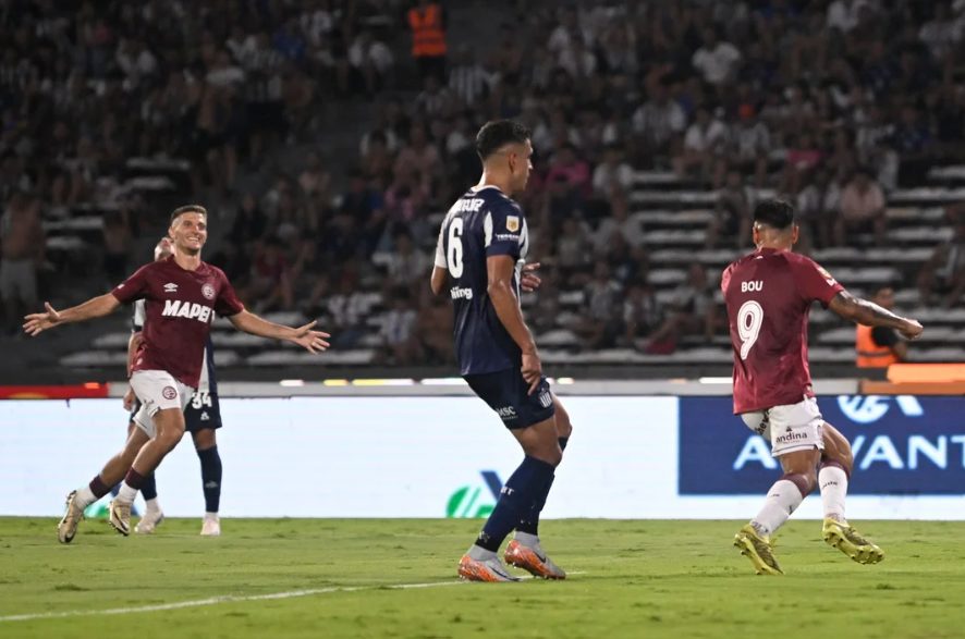 Lanús piso fuerte en Córdoba y venció a Talleres, que volvió a recibir un duro golpe imagen-6