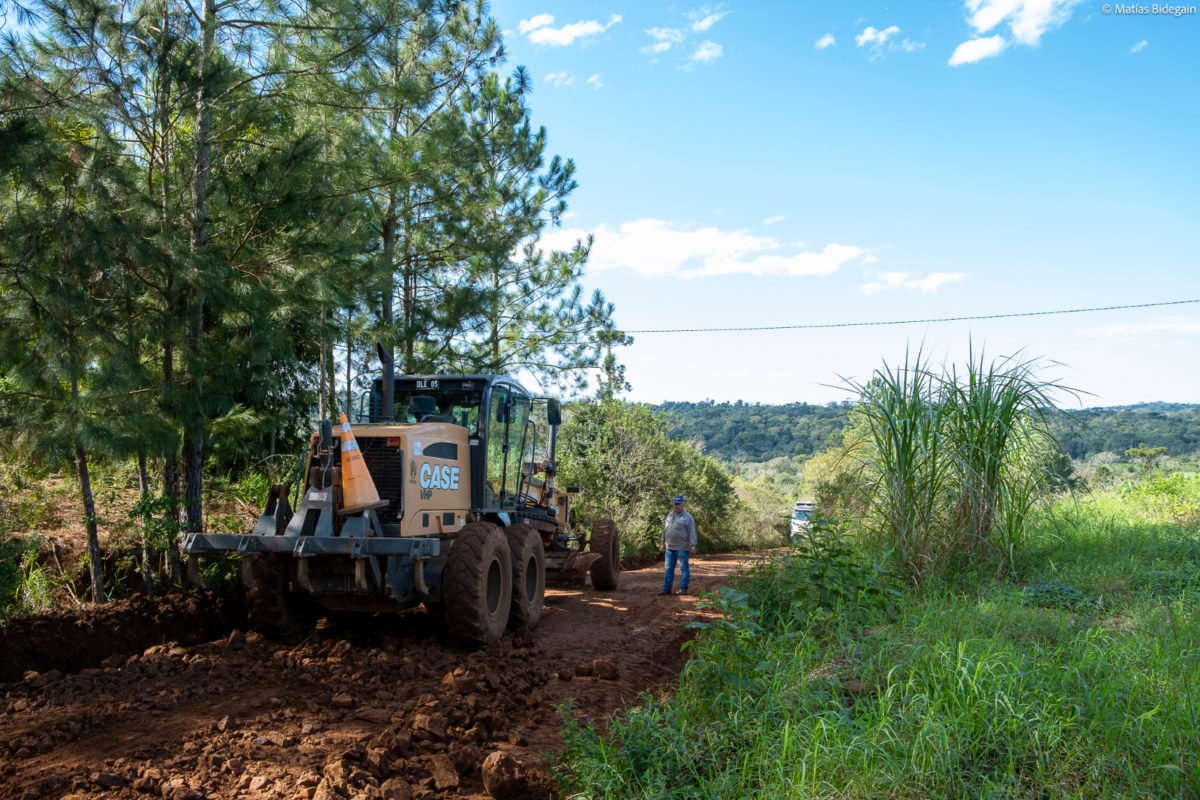 Vialidad provincial ejecuta múltiples obras en diferentes municipios