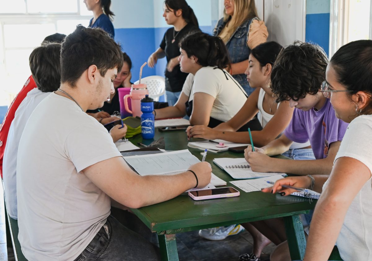 San Javier impulsa clases de apoyo escolar para fortalecer el aprendizaje imagen-6