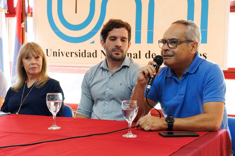 Firmaron convenio de colaboración para promover la salud y el bienestar de la comunidad de la UNaM