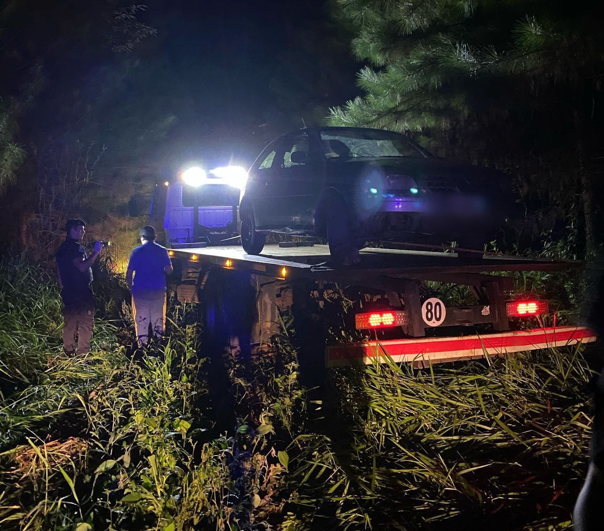 Tras operativos policiales en Iguazú y Wanda, recuperaron dos vehículos con denuncia de robo