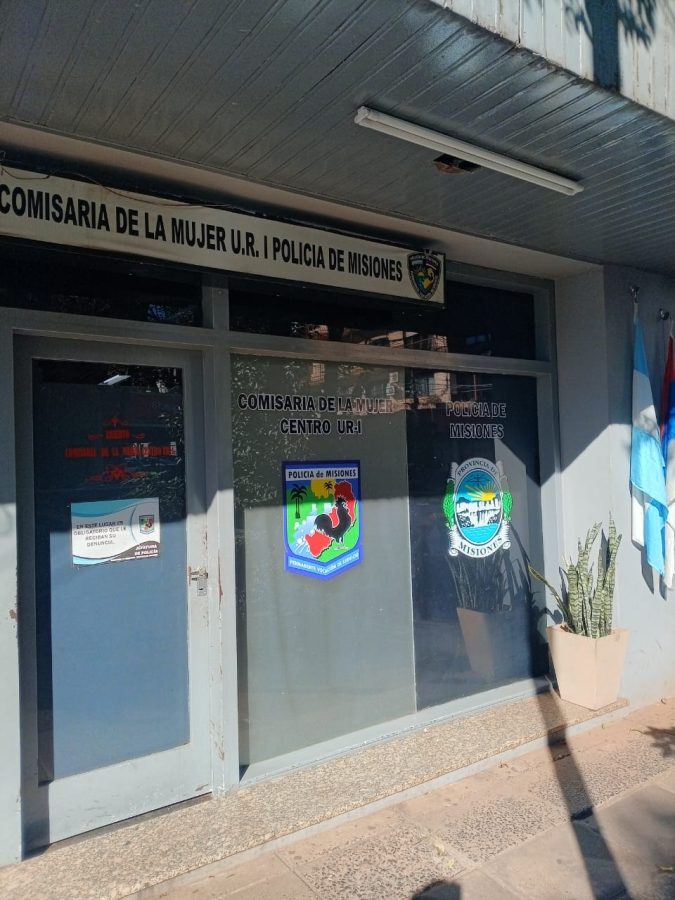 A 21 anos de su creacion la Comisaria de la Mujer continua fortaleciendo la contencion 2 - 1