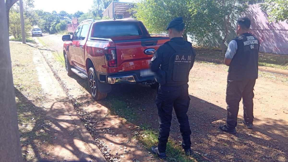 Avanza la investigación por la gresca en la Placita: incautaron vehículo vinculado a la fuga